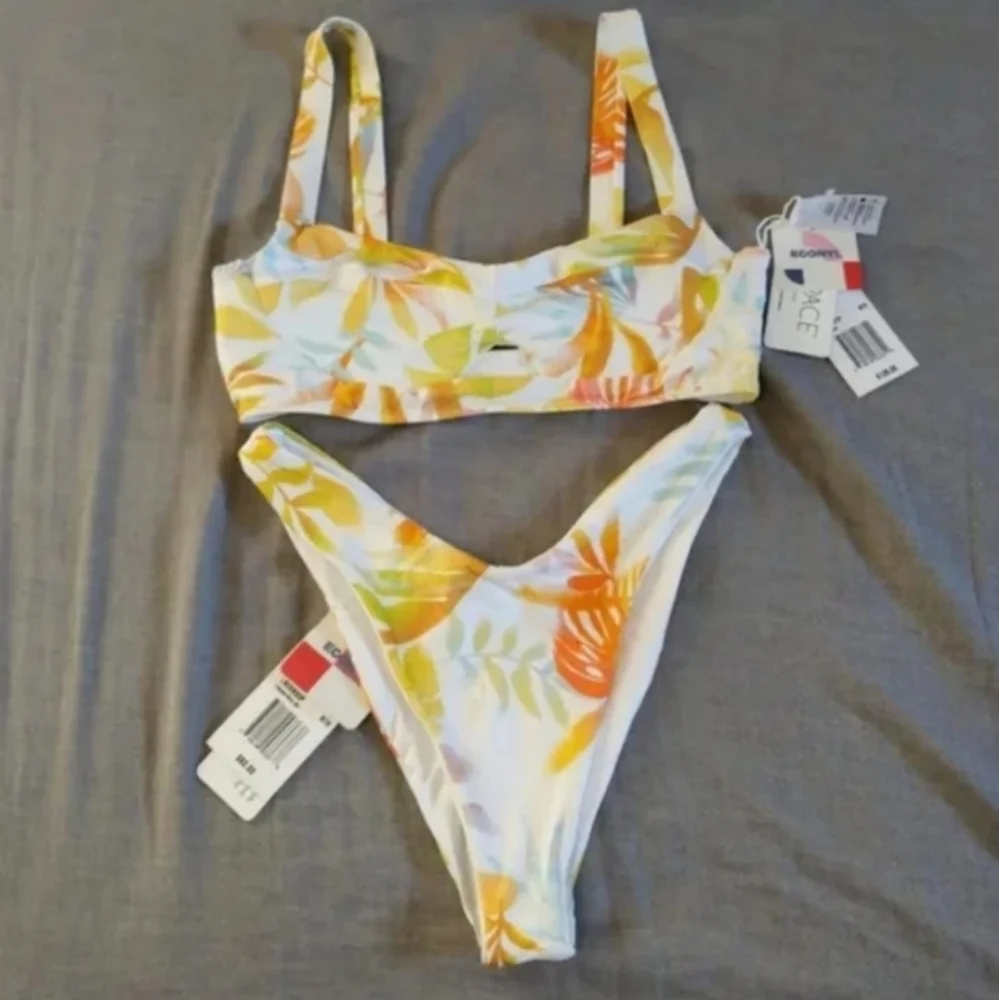 L*Space Flora Top Summer Tropics Cabana Bottoms Tropical Print Bikini Set